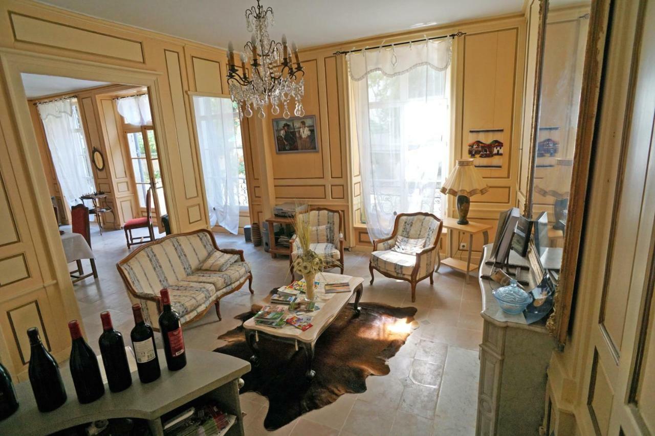 Auberge Des Capucins Otel Châtillon-sur-Seine Dış mekan fotoğraf